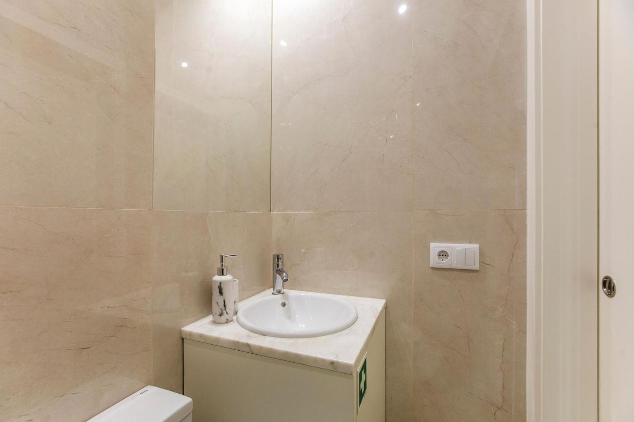Lovelystay - Cozy 1Br In Santa Catarina W/ Balcony Porto Eksteriør bilde
